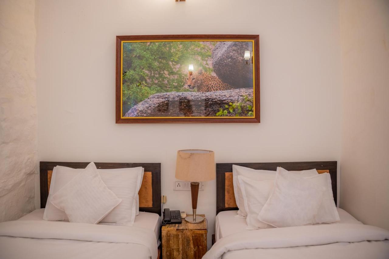 Aloof Jungle Lodge Ghānerao Kültér fotó