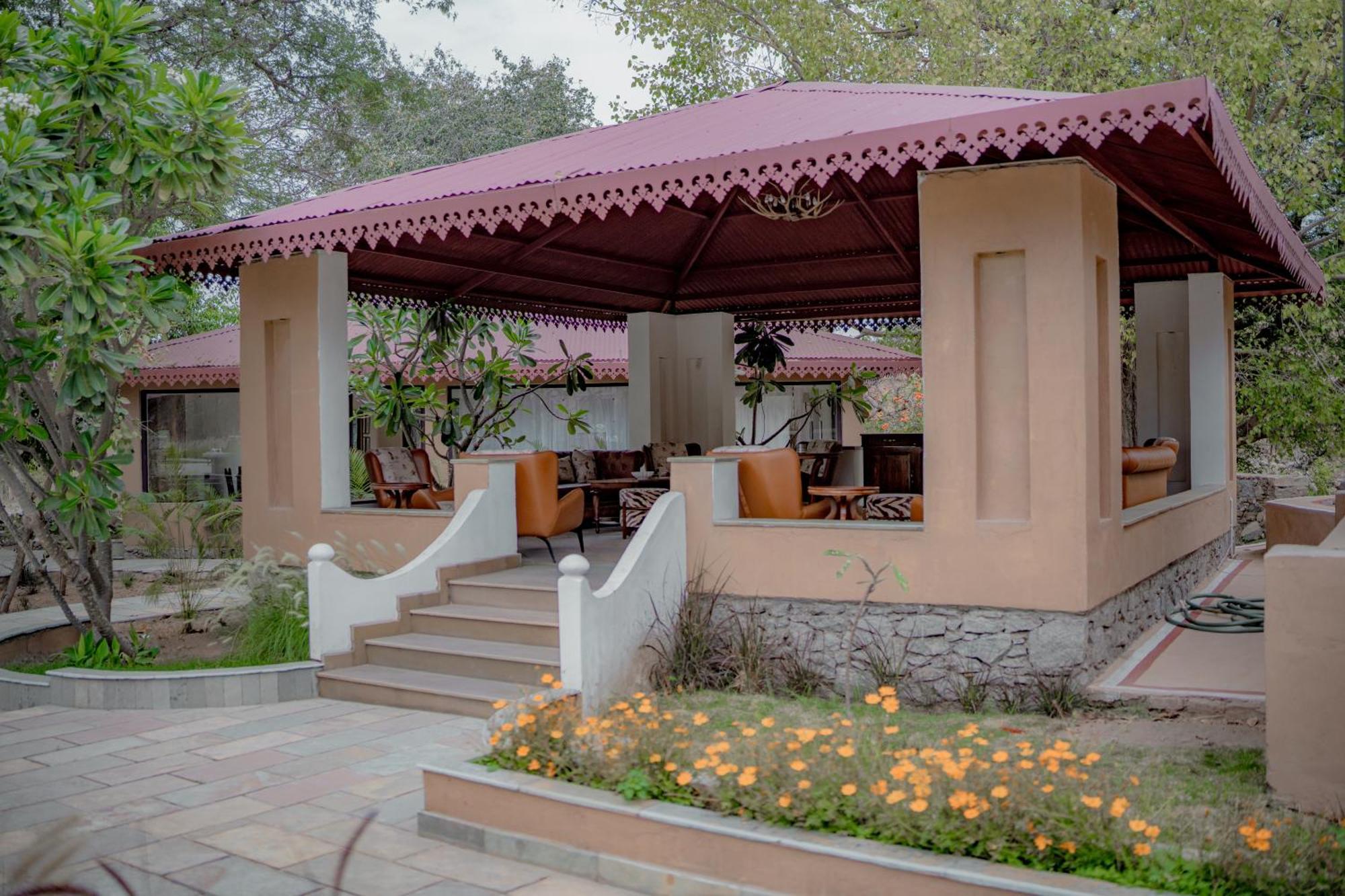 Aloof Jungle Lodge Ghānerao Kültér fotó